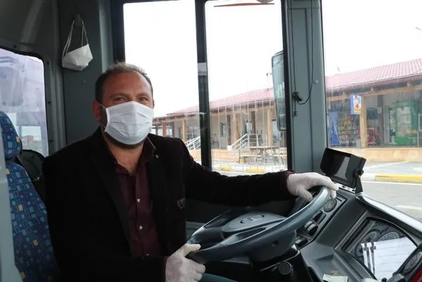 Sivas'ta kameralara yansıyan ilginç anlar! Helallik almak için yaptı, sürücüyü şaşırttı - 2