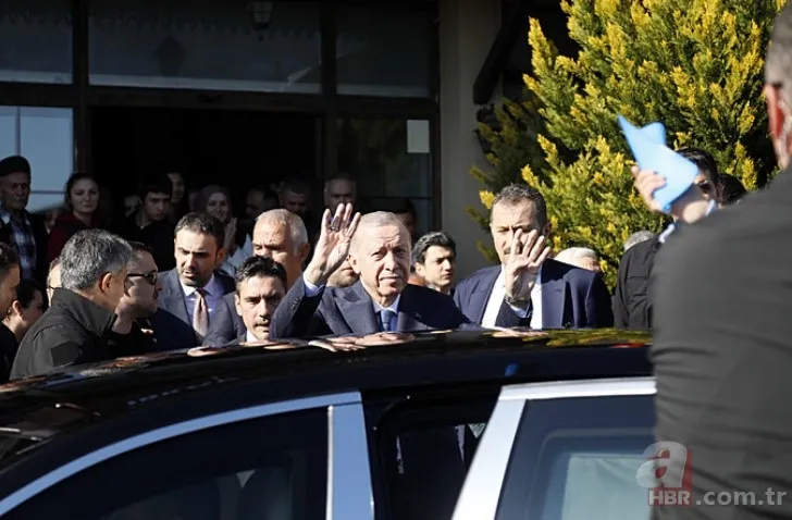 Başkan Erdoğan'a Antalya'da sevgi seli! Vatandaşlarla sohbet etti | Güldüren diyalog: Heyecanlandım, aman kalbin durmasın 4