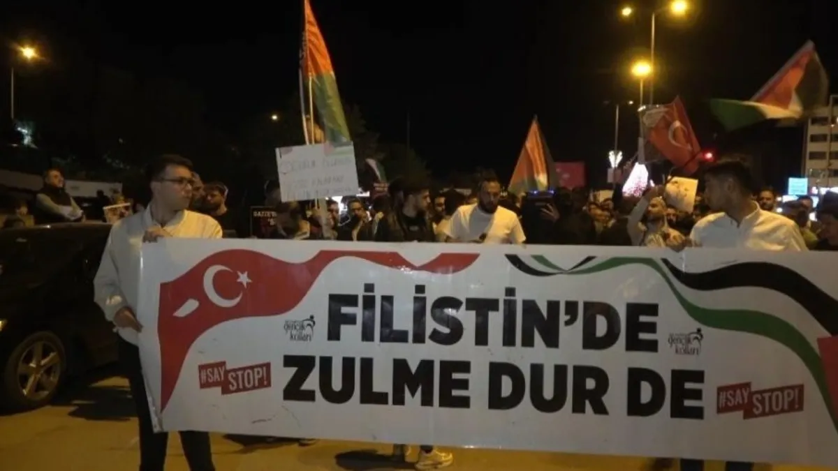 Kilis'te Filistin için dayanışma yürüyüşü