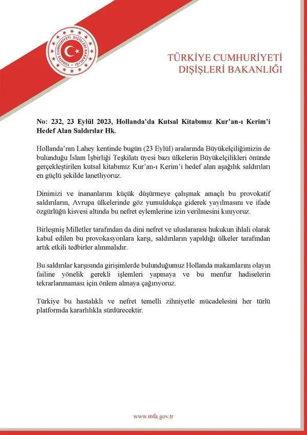 Hollanda’da Kur’an-ı Kerim’e yönelik alçak saldırı! Irkçı PEGIDA lideri Türkiye’nin Lahey Büyükelçiliği önünde…
