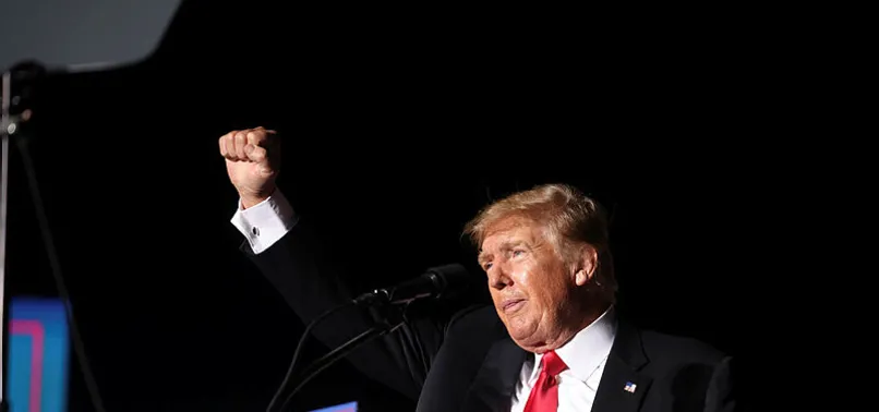 Donald Trump geri mi dönüyor? "Beni hala özlemediniz mi?"