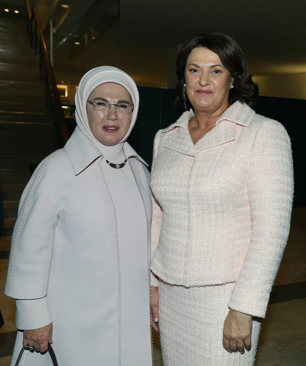 Emine Erdoğan'dan BM'de çocuklar için güvenli dijital sistem çağrısı - 6