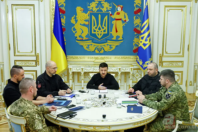 Trump'ın barış planına Ukrayna'dan şart! Zelenskiy kendi derdine düştü 6