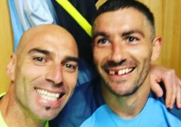Kolarov, dişinin kırıldığını derbiden sonra farketti!