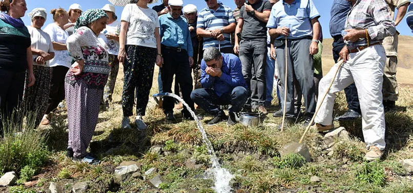 Köylerine 35 yıl sonra su geldi
