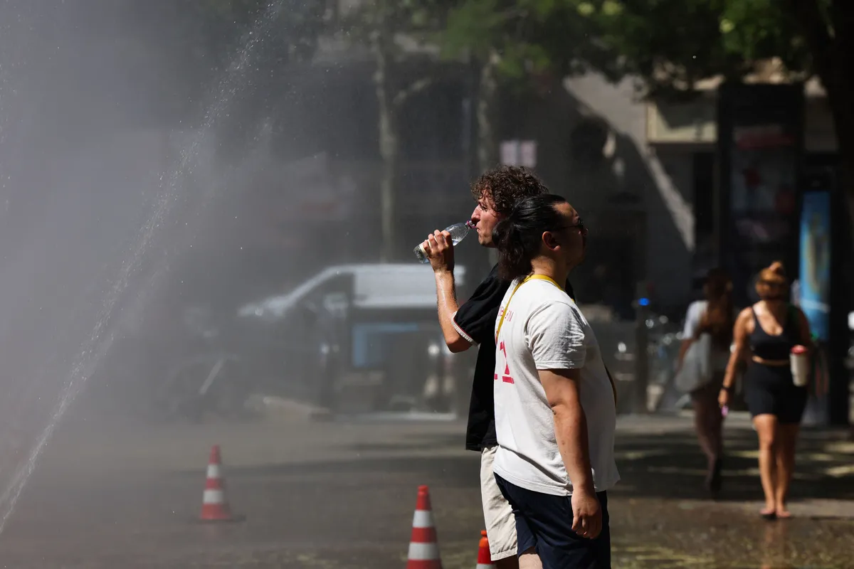 Kavurucu sıcaklara mola! Meteoroloji uzmanı tarih verdi: Sıcaklıklar 9 derece birden düşecek - 5