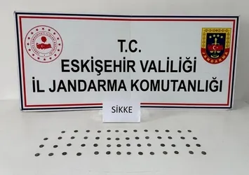 Eskişehir’de tarihi eser operasyonu! Çantasında 55 sikke ele geçirildi
