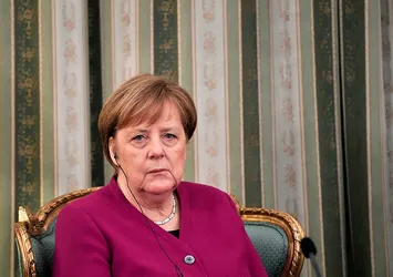 Almanya Başbakanı Merkel'den FETÖ'nün projesine destek