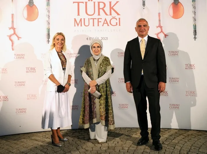 Emine Erdoğan: Gastrodiplomasi alanında yeni rekorlar kırabiliriz | "Asırlık Tariflerle Türk Mutfağı" kitabı tanıtıldı - 5