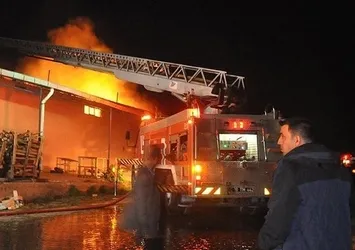 Bursa'da fabrika yangını