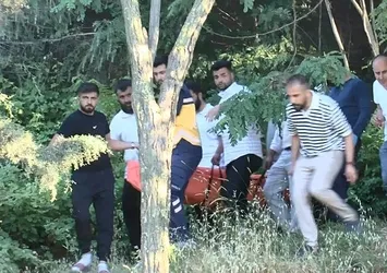 TEM Otoyolu kenarında sır ceset! İnceleme başlatıldı