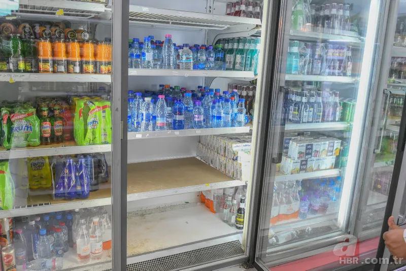 Fransız mallarına dev boykot! Tek ses oldular... 6