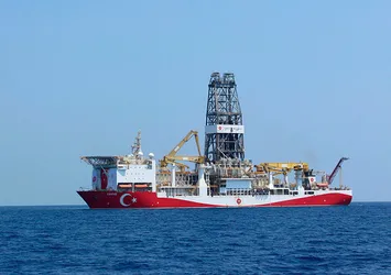Fransız savaş uçakları Doğu Akdeniz'de uçtu