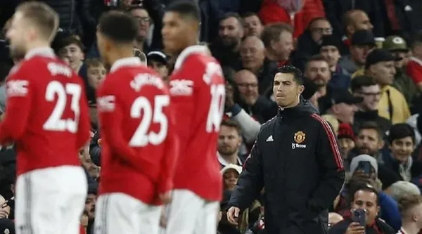 1666290896684.jpg Cristiano Ronaldo'ya büyük şok! Nereden nereye... Dünya yıldızı isim Chelsea maçı kadrosuna alınmadı - 3