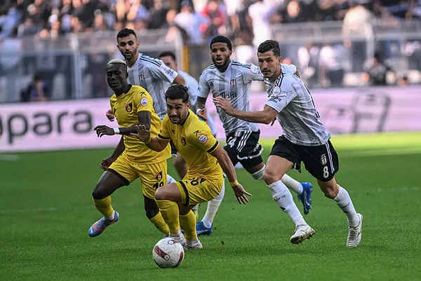 Beşiktaş - İstanbulspor: 2-0 MAÇ SONUCU ÖZET