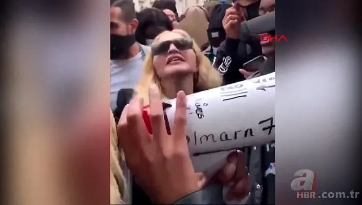 Madonna koltuk değnekleriyle George Floyd protestosuna katıldı