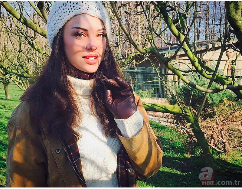 Tuvana Türkay’ın annesiyle paylaşımındaki o detay boğazları düğümledi! Fotoğrafı görenler ‘Güzelliğini annesinden almış’ demeden edemedi! 1