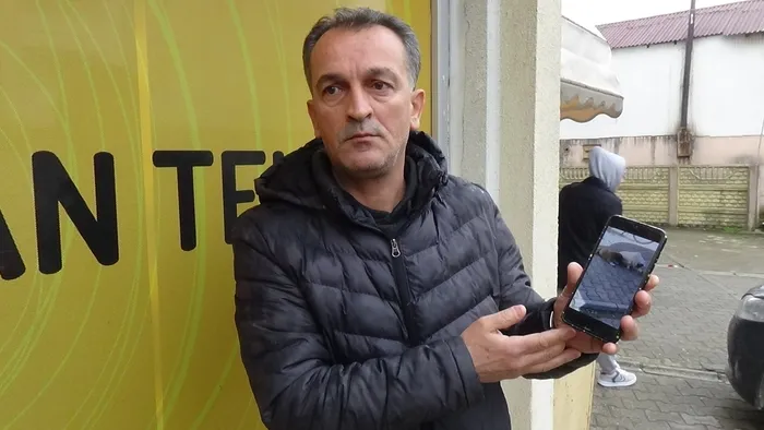 duzcede-yavrusu-calinan-kopek-hayata-kustu-1645619008034.jpg Düzce’de yavrusu çalınan köpek hayata küstü - 4