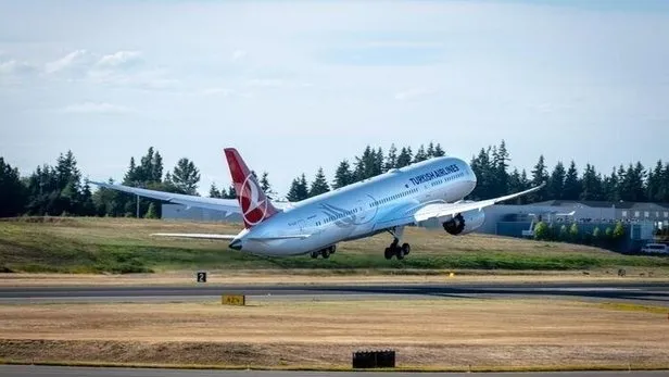 THY Boeing’den 4’üncü Dreamliner uçağını aldı