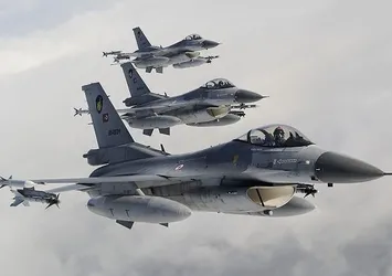 Zap bölgesine hava operasyonu: 4 PKK'lı öldürüldü