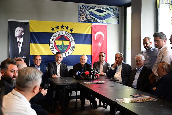 İşte Jose Mourinho’nun Fenerbahçe’deki transfer listesi! Aziz Yıldırım o isimleri tek tek açıkladı...