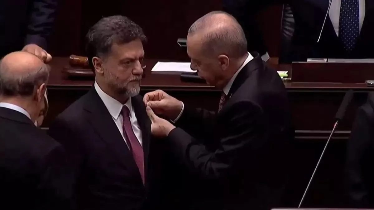 Gelecek Partisi'nden istifa eden vekil Nedim Yamalı AK Parti'ye geçti