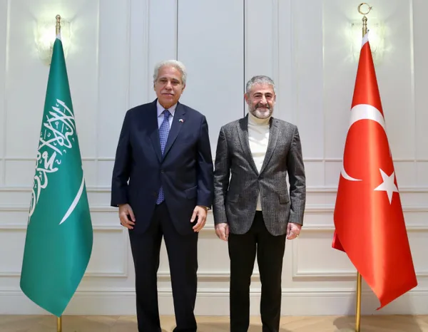 Hazine ve Maliye Bakanı Nureddin Nebati Suudi Arabistan Ticaret Bakanı ile bir araya geldi! İş birliği ileri noktaya taşınacak