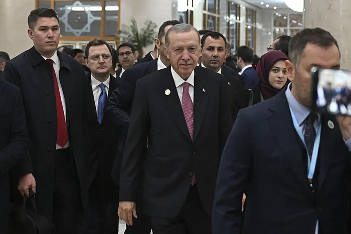 Başkan Erdoğan’dan futbolda bahis skandalı açıklaması: Milyonlar alan insanlar buna nasıl bulaşır