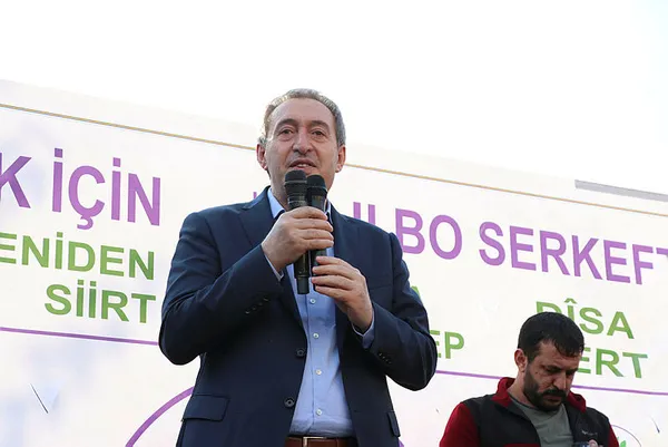 CHP ile HEDEP paslaşmalara başladı! CHP’nin teminatı sonrası doğu illerini kürdistan ilan edip nefret kustular...