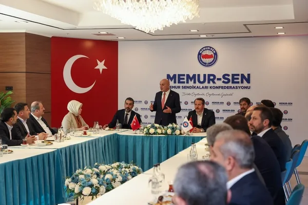 1706633742154.jpg Altınok'tan Yavaş'a belediyecilik dersi! "Bütün şehrin hizmetkarı olacağız" - 1