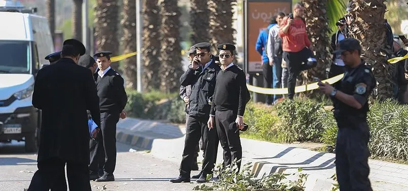 Mısır'da Kıptileri taşıyan otobüse silahlı saldırı: 23 ölü