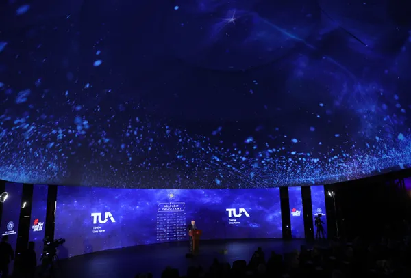 Başkan Recep Tayyip Erdoğan duyurdu! Türkiye 2023 yılında Ay’a ulaşacak