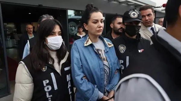 dilan-engin-polat-davasinda-flas-karar-1706194144694.jpeg Engin ve Dilan Polat davasında mahkemeden flaş karar! Tutukluluğun devamına karar verildi - 3
