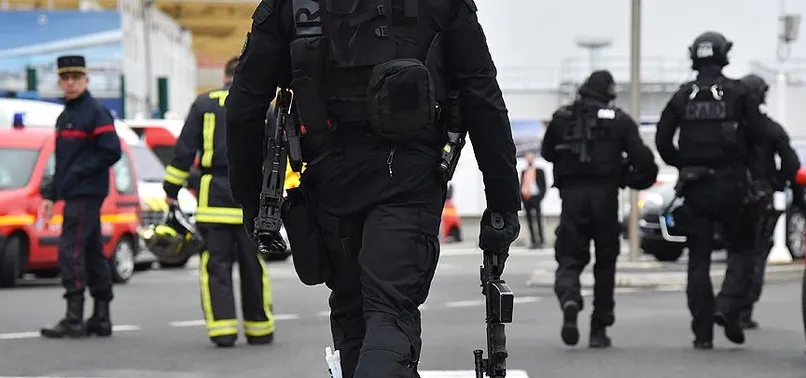 Fransa'da silahlı çatışma: 3 yaralı