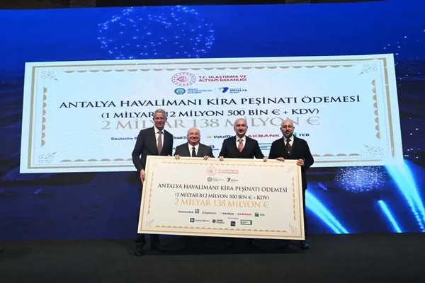Son dakika: Ulaştırma ve Altyapı Bakanı Adil Karaismailoğlu'dan Antalya Havalimanı Projesi açıklaması - 1