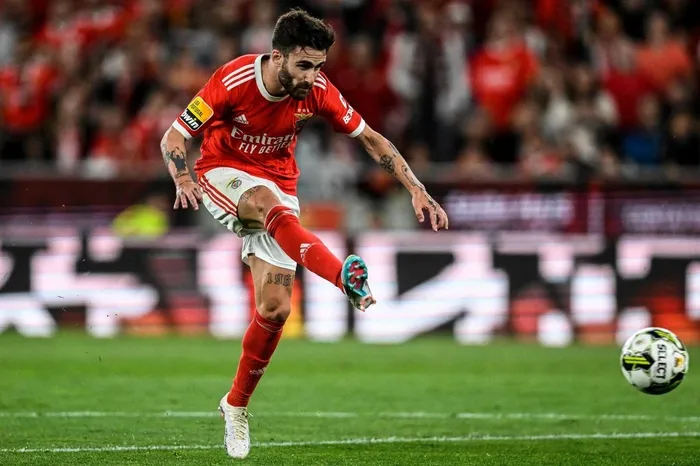 Beşiktaş'ta Rafa Silva sesleri! Yıldız oyuncu İstanbul'a geldi - 6