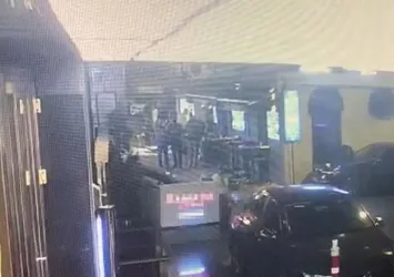 Beyoğlu'nda silahlı saldırı! 'Bana ihanet ettiniz' dedi dehşet saçtı!