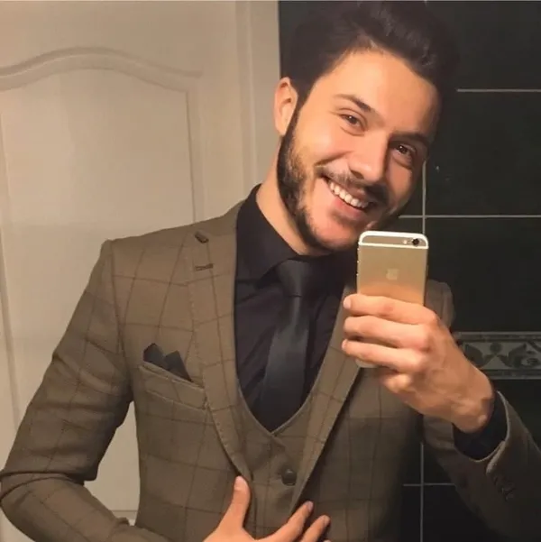 talha-burak-karayilan-kimdir-silahli-saldiriya-ugrayan-talha-burak-karayilan-kim-kac-yasinda-ne-is-yapiyor-1645606924849.jpg Talha Burak Karayılan kimdir? Silahlı saldırıya uğrayan Talha Burak Karayılan kim, kaç yaşında, ne iş yapıyor? - 2