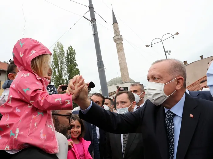 Son dakika: Başkan Erdoğan Bosna Hersek'te: İzzetbegoviç'in kabrini ziyaret etti! Başçarşı Camii'nin açılışını yaptı - 4