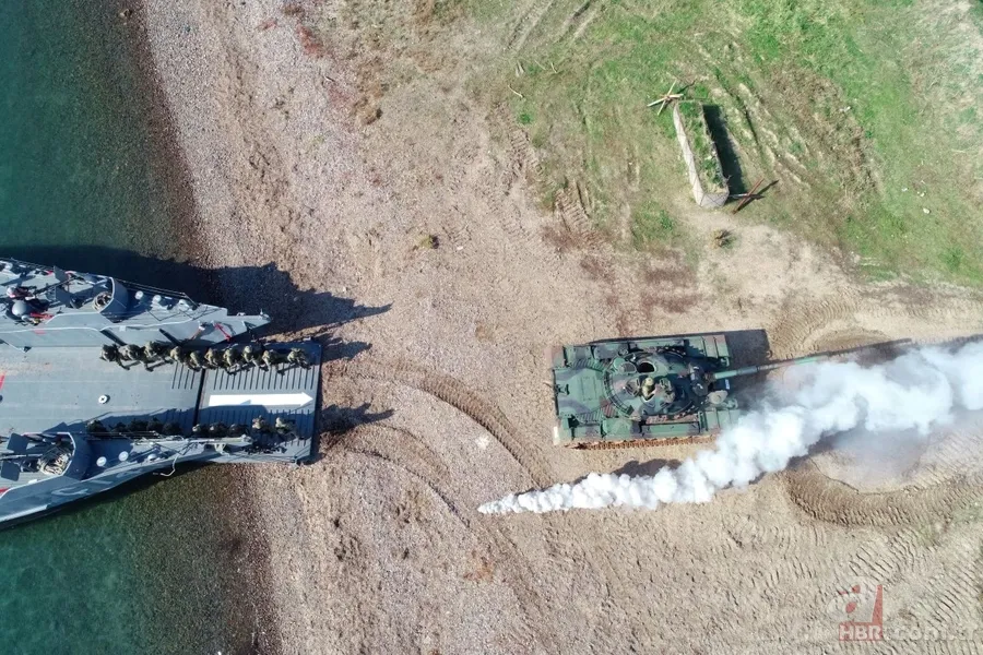 Karada ve suda düşmanın korkulu rüyası! İşte TSK'nın gözbebeği amfibi piyadeler 17