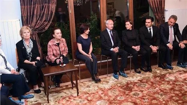 chpli-belediye-baskani-oya-tekinden-skandal-sehit-ailesi-ziyaretinde-galos-giydi-tepki-yagdi-hadsiz-ve-ahlaksi-1741211612758.jpeg (Foto: ahaber.com.tr arşiv)