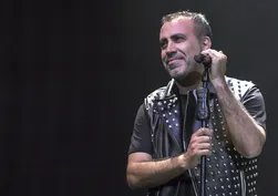 Ünlü sanatçıdan üzen haber! Haluk Levent hastaneye kaldırıldı