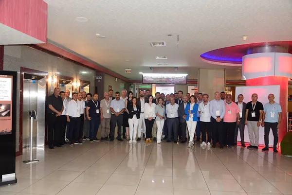 Tüm gün kargo beklemeye son! KARGOMsende ilk tercih edilen dağıtım şirketi olma vizyonu ile 81 ilde