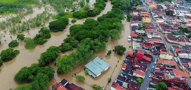 Brezilya’da felaket! Onlarca kent sular altında kaldı