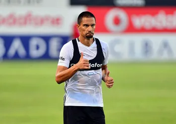 Beşiktaş'ta flaş ayrılık! Sözleşmesi feshedildi
