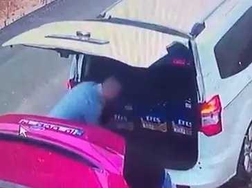 CHP’li İBB’den sonra yeni skandal! Nilüfer Belediyesi’ne ait araçla içki servisi yapıldı