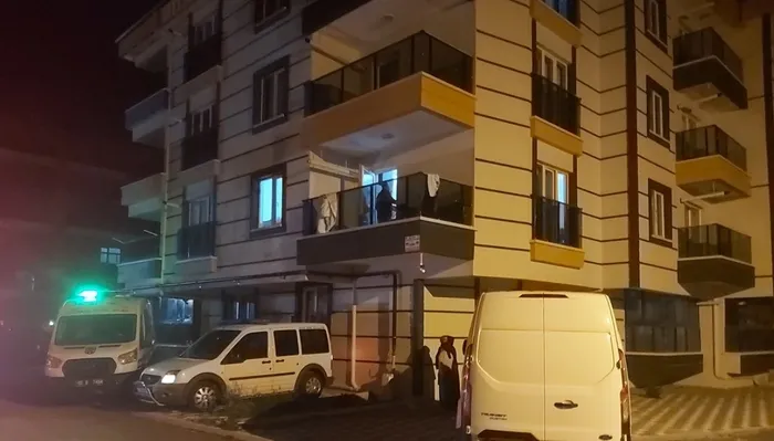 ankarada-komsu-dehseti-genc-kadini-basindan-vurmasinin-ardindan-intihar-etti-1746315614133.jpg Foto: DHA