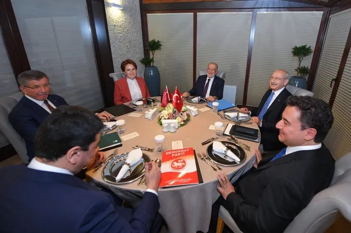 2023 Cumhurbaşkanlığı seçimleri için muhalefette 3. ittifak sesleri - 2