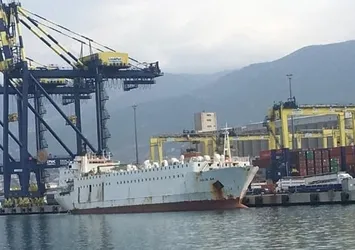 Türkiye'ye girişlerine izin verilmedi