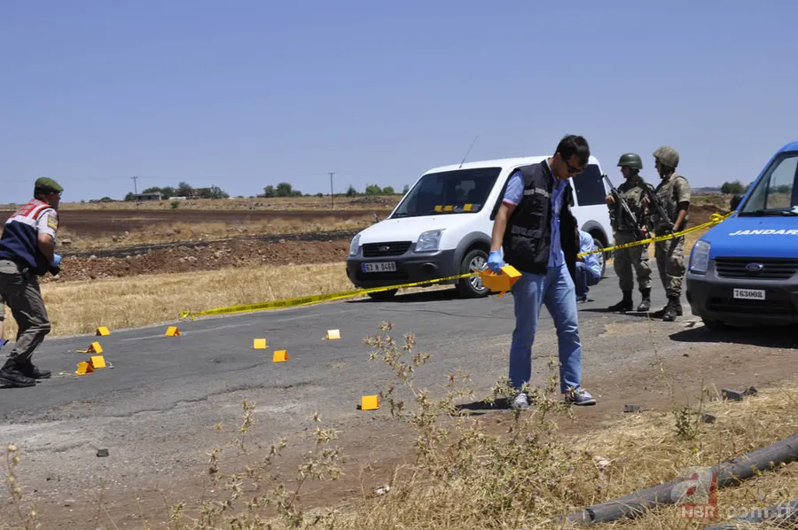 Siverek'te otomobile silahlı saldırı: 1 bebek ölü, 4 yaralı 13